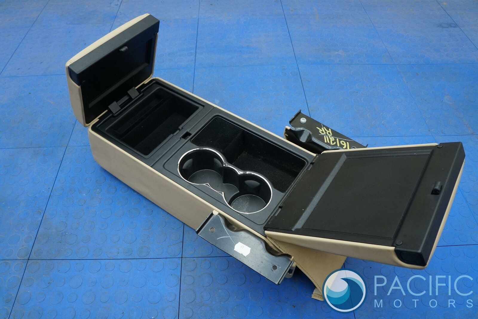 Rear Seat Center Fold Down Armrest Console Cashew C2C40338APH Jaguar XJ  2011 – Pacific Motors