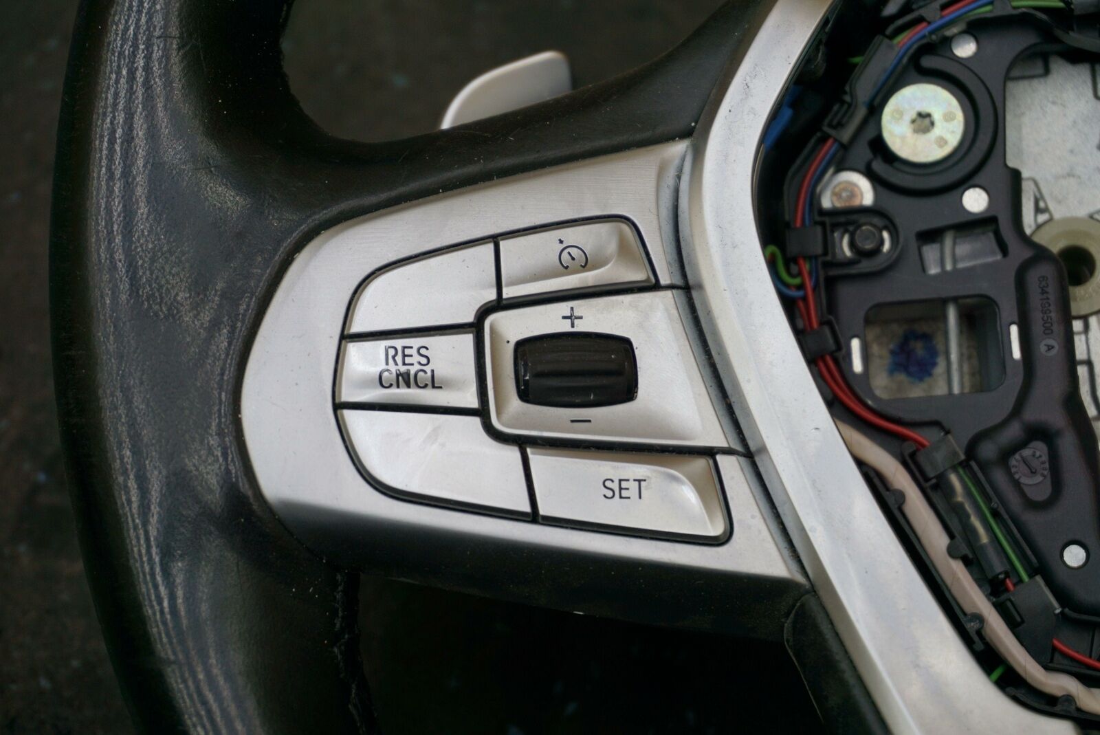 BMW 7 G11 G12 GENUINE EU M Steering Wheel Shift Paddles HEATING ASISST+